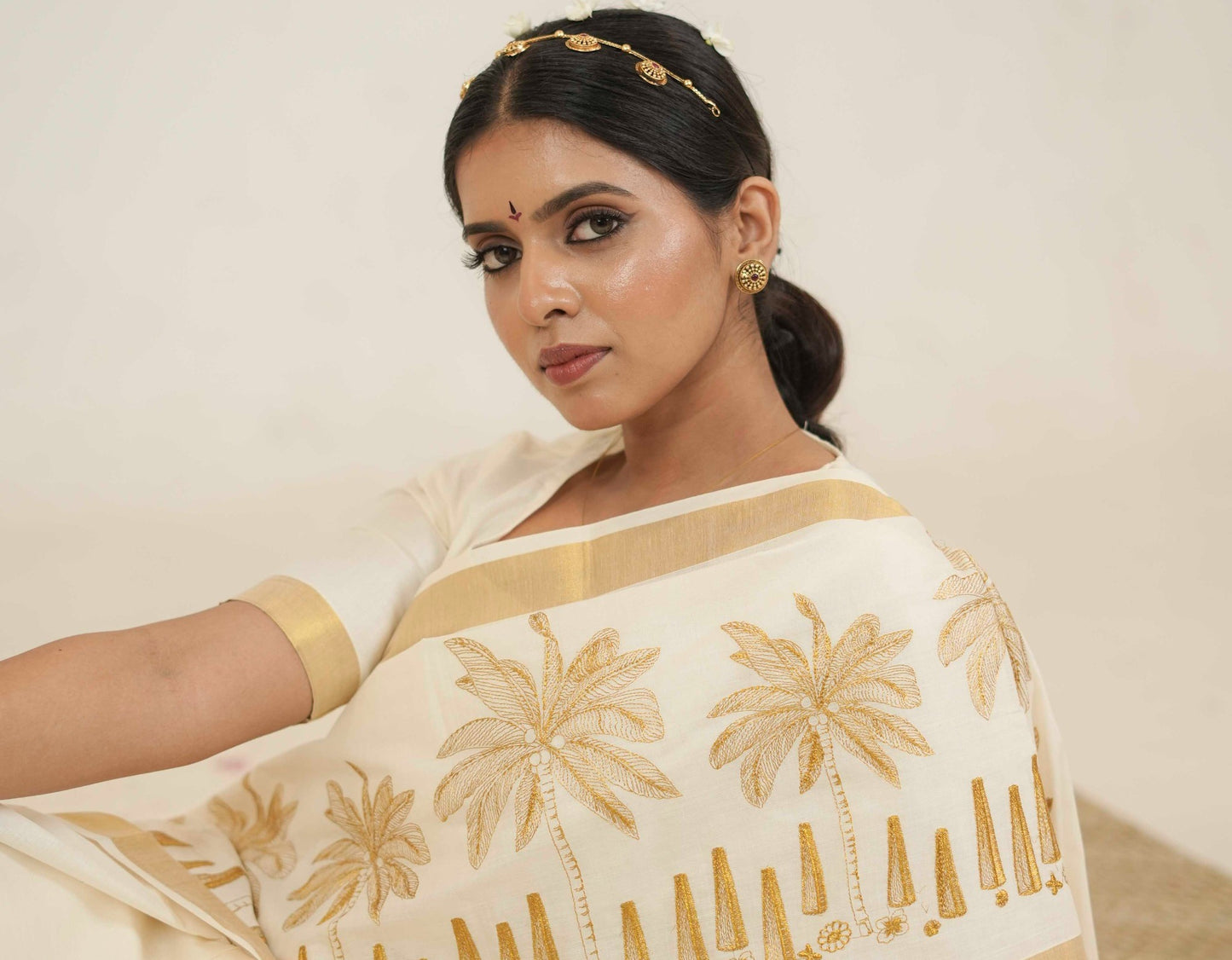 Cotton Saree with Coconut Palm & Onathappan Thread Work